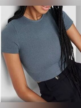 Wild Fable Sparkly Glitter Cropped Tee — Black Size Medium Subtle Shimmer Finish